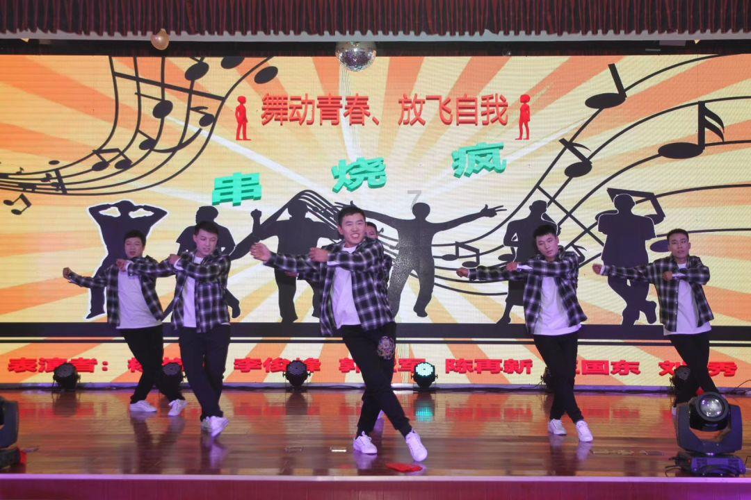 说一个女人肮脏是什么意思呢？